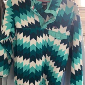 Youth Size 14 Patagonia Pull-Over